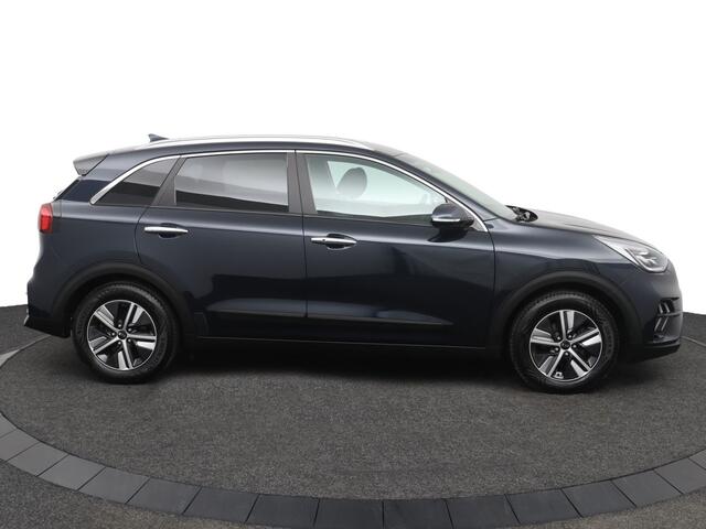 KIA Niro 1.6 GDi Hybrid DynamicPlusLine - Adaptive Cruise - Stoel/Stuurverwarming - Navigatie - Trekhaak- DAB- Apple Carplay/Android Auto - Leder bekleding Fabrieksgarantie 20-08-2027