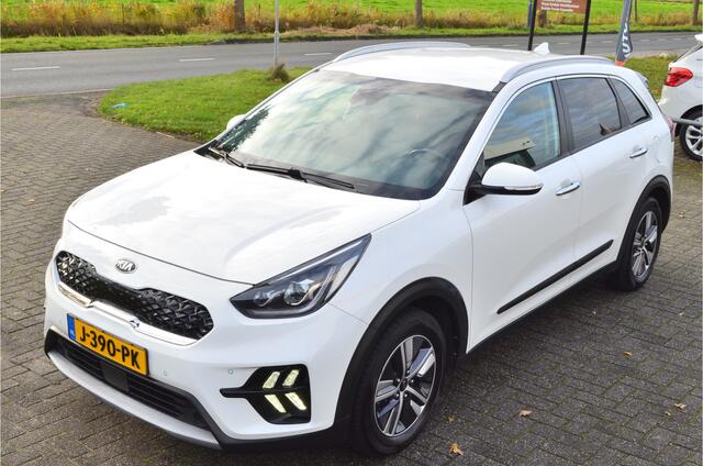 KIA Niro 1.6 GDi Hybrid DynamicPlusLine Leer Stoel en Stuurverwarming Camera Trekhaak 4 Seizoenenbanden.
