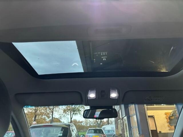 KIA Niro 1.6 GDI H. DESIGN ED TREKHAAK. CAMERA. ALL.IN.