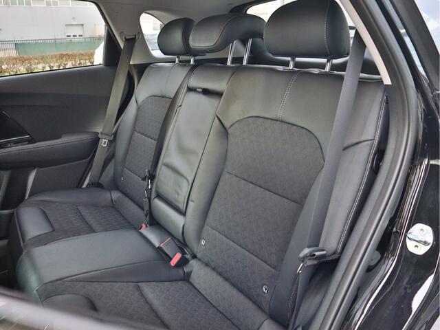 KIA Niro 1.6 GDi PHEV DynamicPlusLine Stoel- en Stuurverwarming | Half-Leder |