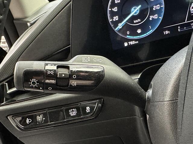 KIA Niro 1.6 GDi Hybrid DynamicLine TREKHAAK / ACHTERUITRIJCAMERA / NAVIGATIE