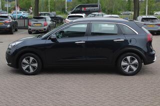 kia-niro-1.6-gdi-hybrid-executiveli