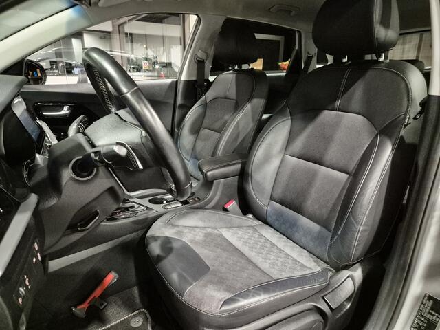 KIA Niro 1.6 GDi Hybrid ExecutiveLine Half leer | Trekhaak | LED | Carplay/Android