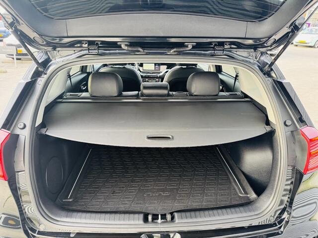 KIA Niro 1.6 GDi Hybrid ExecutiveLine Stoel&Stuurverwarming | Clima | Cruise | Navi | NW geleverd & Onderhouden