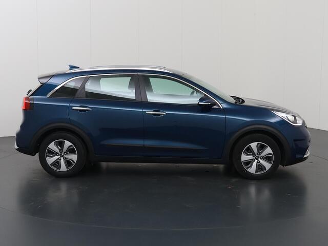 KIA Niro 1.6 GDi Hybrid DynamicLine | Trekhaak | Navigatiesysteem | Parkeercamera | Stoelverwarming | Cruise Control |