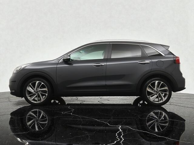 KIA Niro 1.6 GDi Hybrid ExecutiveLine - Lederen bekleding - Stoel- en stuurverwarming - Navigatie - Camera - 12 maanden garantie