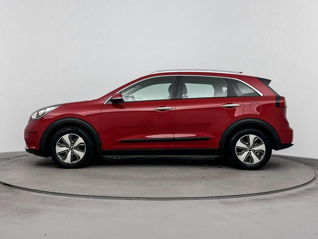 KIA Niro 1.6 GDi Hybrid First Edition | Achteruitrij camera | Navigatie | Cruise Control | Parkeersensoren | Lane Assist |