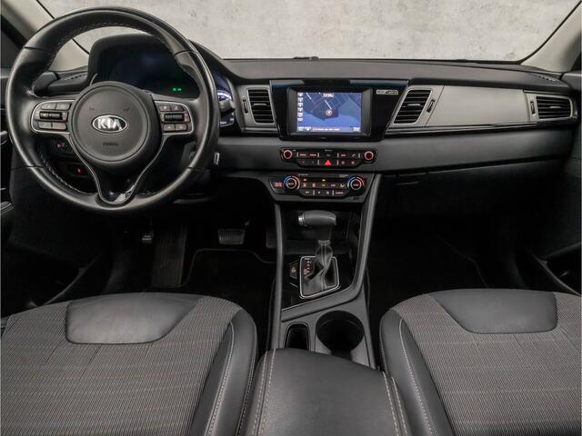 KIA Niro 1.6 GDi Hybrid Dynamic 142Pk Automaat (APPLE CARPLAY, NAVIGATIE, CAMERA, LEDER, CLIMATE, TREKHAAK, SPORTSTOELEN, PARKEERSENSOREN, CRUISE, LANE ASSIST, NIEUWE APK, NIEUWSTAAT)