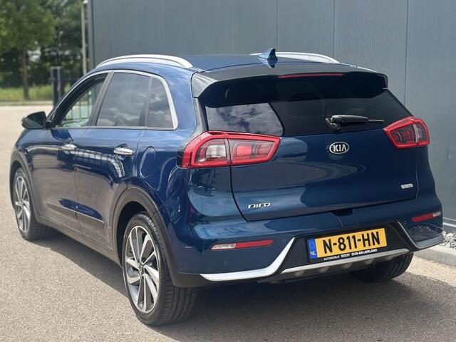 KIA Niro 1.6 GDi Hybrid ExecutiveLine / Stoel en stuurverwarming / Camera