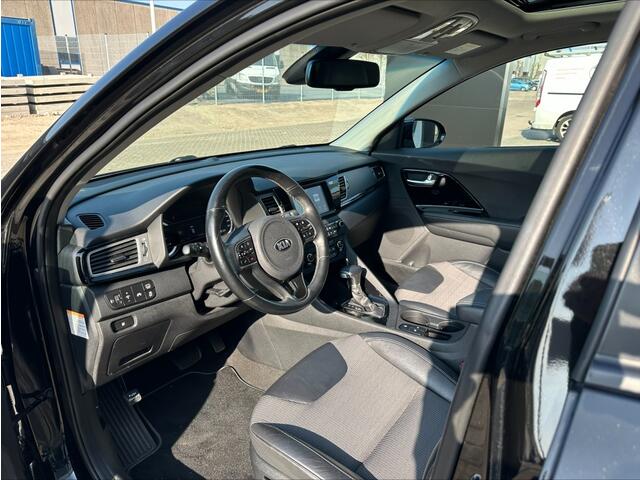 KIA Niro 1.6i Hybrid Design Edition | opendak | stuur en stoelverwarming