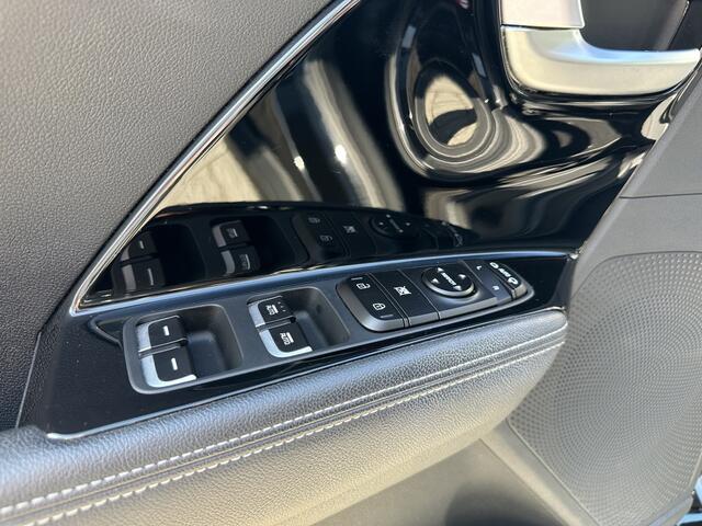 KIA Niro 1.6i Hybrid Design Edition | opendak | stuur en stoelverwarming