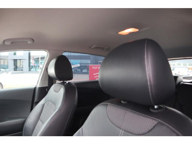 KIA Niro 1.6 GDi Hybrid DynamicLine | Navigatie | Airco | Navigatie |