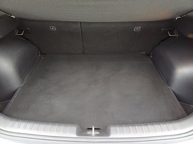 KIA Niro 1.6 GDi Hybrid DynamicPlusLine | 2X PDC | NAVI | CAMERA | DRADLOOS TEL LADEN | APPLE CARPLAY / ANDROID AUTO | Wij bieden ook financiering mogelijkheden aan.