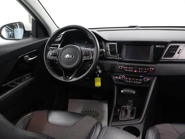KIA Niro 1.6 GDi Hybrid DynamicLine | Navigatiesysteem | Parkeercamera | Stoelverwarming | Cruise Control |