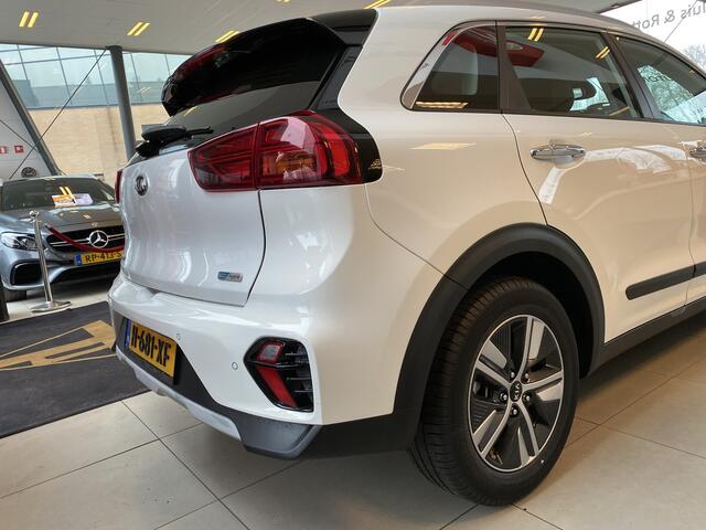 KIA Niro 1.6 GDi Hybrid DynamicLine ,Automaat,Navigatie,Achteruitrijcamera,Climate& Adaptive Cruisecontrol,Spraakbediening,Lane Assist,DAB,Halfleder/Stof,16 Inch Lmv