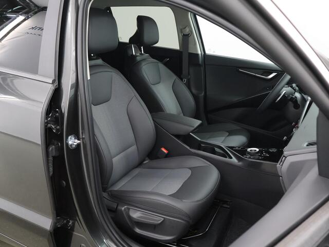 KIA Niro 1.6 GDi PHEV DynamicPlusLine Edition | 18" lichtmetalen velgen | Elektrisch verstelbare bestuurdersstoel | Stoel/Stuurwielverwarming | LED Koplampen | Elektrisch bedienbare achterklep |