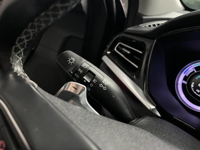 KIA Niro 1.6 GDi Hybrid DynamicPlusLine met Trekhaak, Stoel en Stuurverwarming, Keyless Entry, Dodehoekdetectie