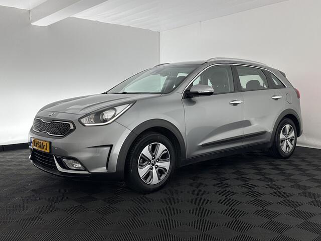 KIA Niro 1.6 GDi Hybrid ExecutiveLine (INCL.BTW) Aut. *LEATHER-FABRIC | NAVI-FULLMAP | KEYLESS | CAMERA | COMFORT-SEATS | DIGI-COCKPIT | LANE-ASSIST | ECC | CARPLAY | PDC | TOWBAR | 16''ALU*