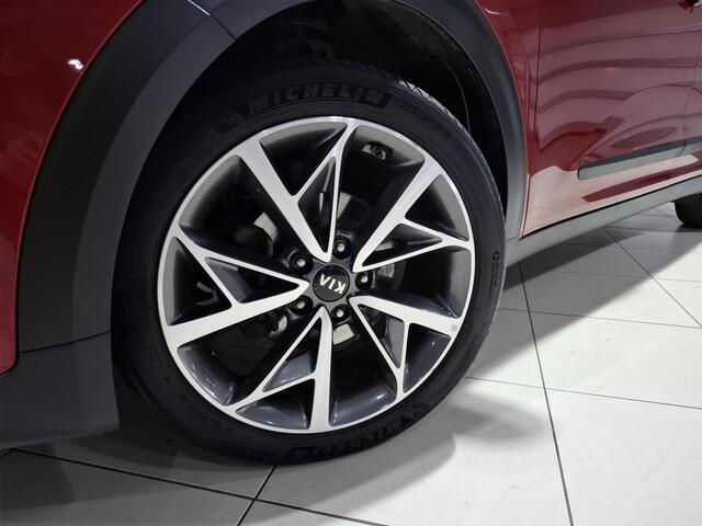 KIA Niro 1.6 GDi Hybrid DynamicPlusLine Trekhaak, Stoel en Stuur verwarming, Apple Carplay/Android Auto, Navigatie, Camera.