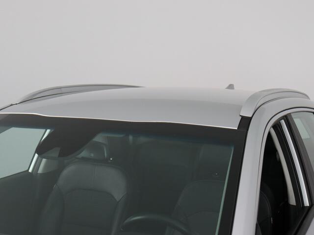 KIA Niro 1.6 GDi Hybrid DynamicLine (NL-Auto / Trekhaak / Camera / Cruise / Carplay / Navi)