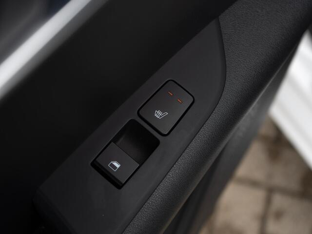 KIA Niro 1.6 GDi Hybrid ExecutiveLine | Schuifdak | Stoel en stuurverwarming |