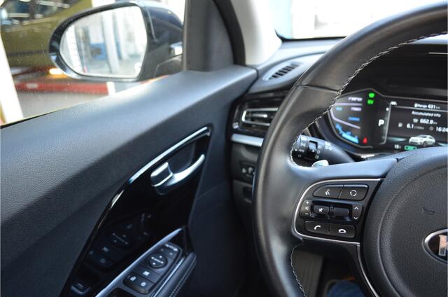 KIA Niro 1.6 GDi Hybrid Opendak | Camera | Carplay | Navigatie | Dealeronderhouden!