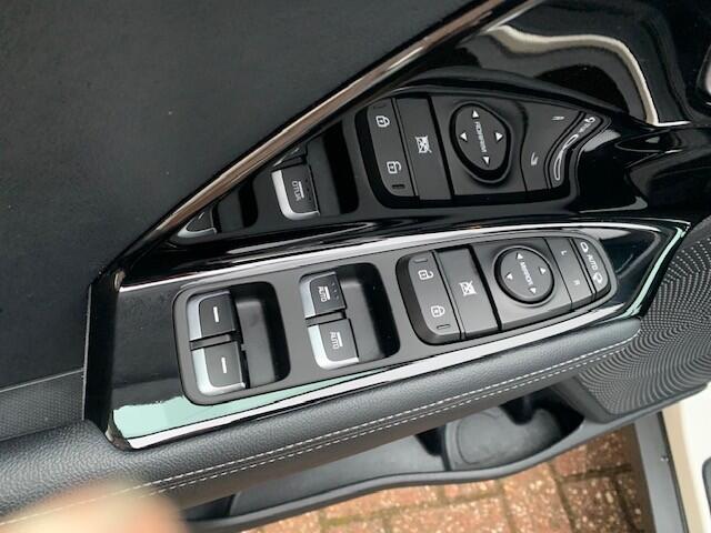 KIA Niro 1.6 GDi Hybrid ExecutiveLine 61.000 KM