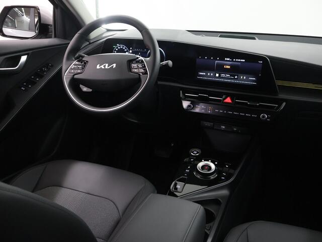 KIA Niro 1.6 GDi PHEV DynamicPlusLine Edition | 18" lichtmetalen velgen | Elektrisch verstelbare bestuurdersstoel | Stoel/Stuurwielverwarming | LED Koplampen | Elektrisch bedienbare achterklep |