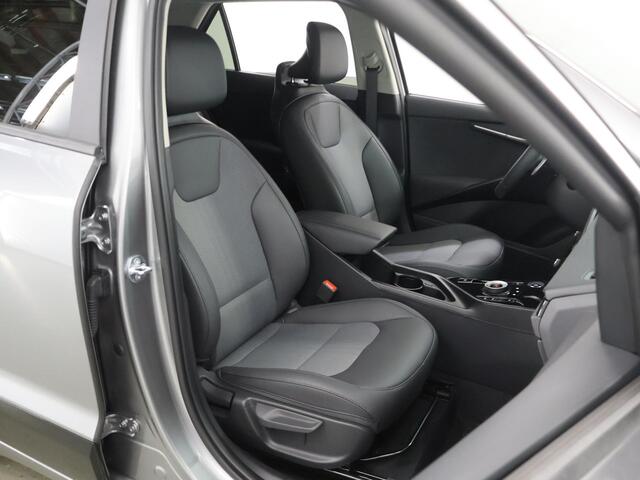 KIA Niro 1.6 GDi PHEV DynamicPlusLine Edition | 18" lichtmetalen velgen | Elektrisch verstelbare bestuurdersstoel | Stoel/Stuurwielverwarming | LED Koplampen | Elektrisch bedienbare achterklep |