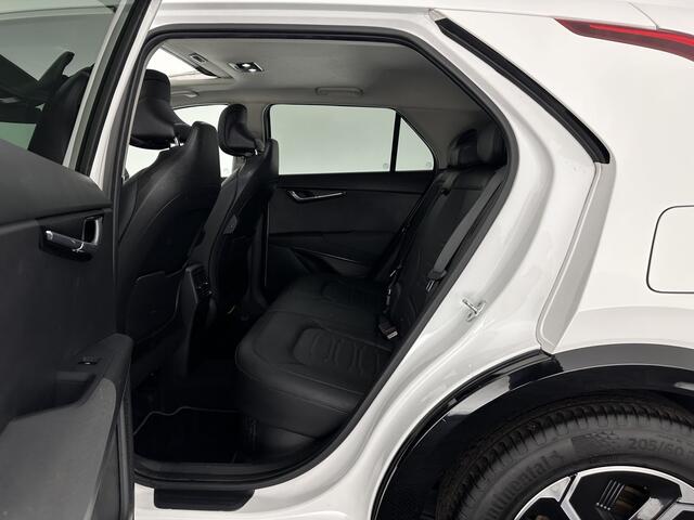 KIA Niro 1.6 GDi Hybrid DynamicPlusLine (INCL-BTW) Aut. *PANO | HEAD-UP | LEATHER | DIGI-COCKPIT | NAVI-FULLMAP | DAB | ADAPTIVE-CRUISE | CAMERA | HEATED-COMFORTSEATS | KEYLESS | PRIVACYGLASS | SHIFTPADDLES | CARPLAY | TOWBAR*