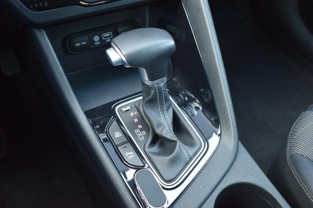 KIA Niro 1.6 GDi PHEV DynamicLine Half Leder | Carplay | ECC | Trekhaak | Camera | Volledig Onderhouden!!