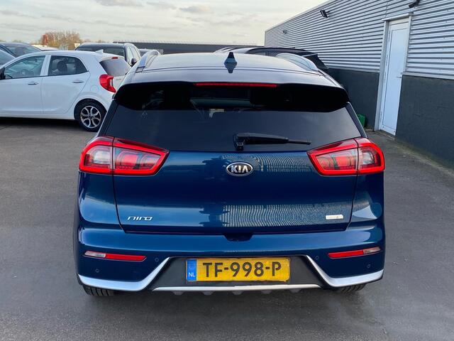 KIA Niro 1.6 GDi Hybrid Design Edition Schuif/kanteldak, Navigatie, Nieuw geleverd en complete onderhoudshistorie, Stoel- & Stuurwiel verwarmd.