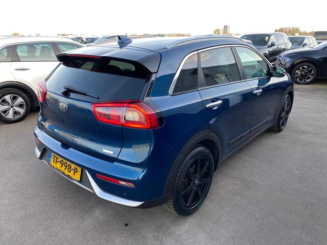 KIA Niro 1.6 GDi Hybrid Design Edition Schuif/kanteldak, Navigatie, Nieuw geleverd en complete onderhoudshistorie, Stoel- & Stuurwiel verwarmd.
