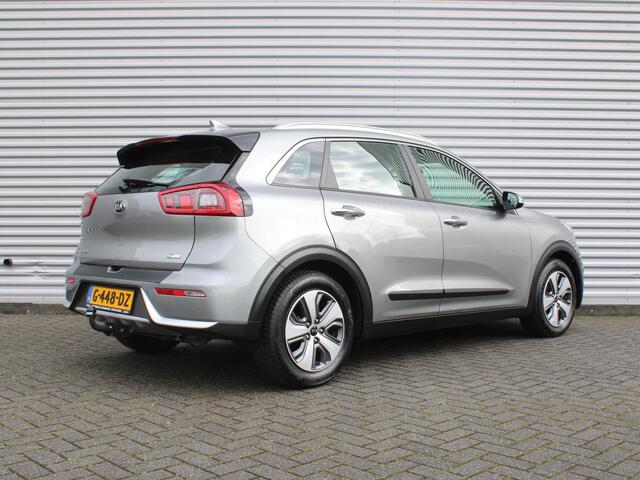 KIA Niro 1.6 GDi Hybrid DynamicLine | Trekhaak | Camera | Clima | Navi | Apple Carplay/Android Auto | 16" LM | All seasons | Cruise |