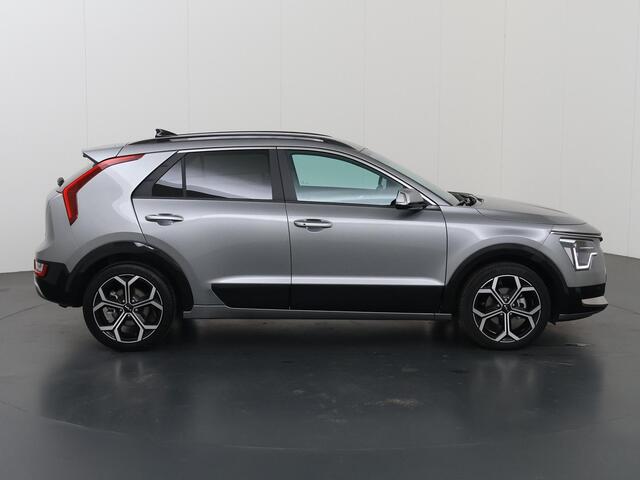 KIA Niro 1.6 GDi PHEV DynamicPlusLine | 18" lichtmetalen velgen | Elektrisch verstelbare bestuurdersstoel | Stoel/Stuurwielverwarming | LED Koplampen | Elektrisch bedienbare achterklep |