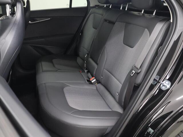 KIA Niro 1.6 GDi PHEV DynamicPlusLine Edition | 18" lichtmetalen velgen | Elektrisch verstelbare bestuurdersstoel | Stoel/Stuurwielverwarming | LED Koplampen | Elektrisch bedienbare achterklep |