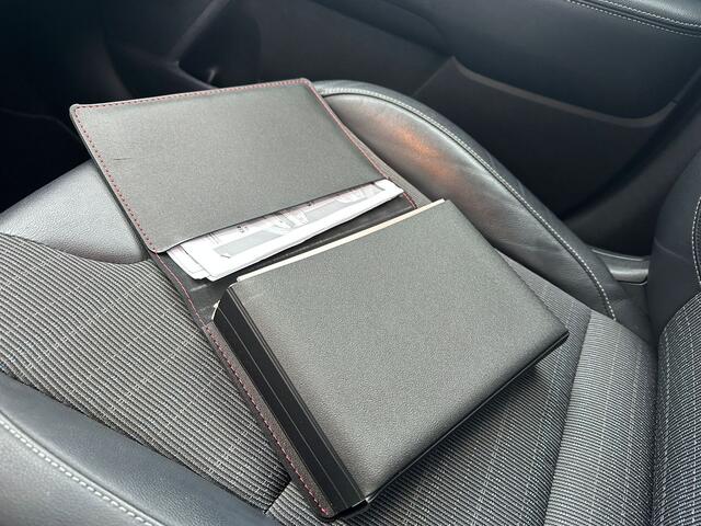 KIA Niro BWJ 2017 | 1.6 GDi 142PK Hyb. Dynamic l. | TREKHAAK | CLIMA | NAVI | CAMERA A | CARPLAY | LEDER/STOF | PDC |