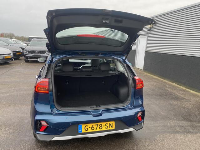 KIA Niro 1.6 GDi Hybrid Dynamicline Navigatie, Nieuw geleverd & dealeronderhouden, Apple CarPlay/Android Auto, parkeersensoren, achteruitrij camera, adaptieve cruise control, automaat & NL-auto!
