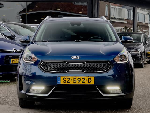 KIA Niro 1.6 GDi HYBRID AUT6 DESIGN EDITION PANODAK LEDER NAVI CAMERA LED LMV PDC