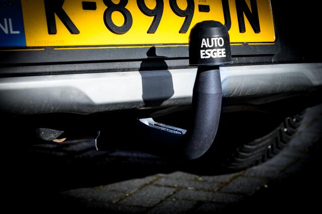 KIA Niro 1.6 GDi Hybrid ExecutiveLine | Automaat | Ned Auto | Leer | 2028 Fabr-Gar | Pano-Dak | | Navi | Clima | Camera | Cruise | Pdc | Led | 17 Inch Lmv |