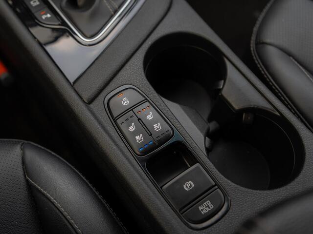 KIA Niro 1.6 GDi PHEV ExecutiveLine | Stoel en stuurverwarming | Navi | Clima |