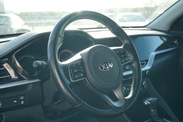 KIA Niro 1.6 GDi Hybrid Edition | CAMERA | METALLIC WIT |