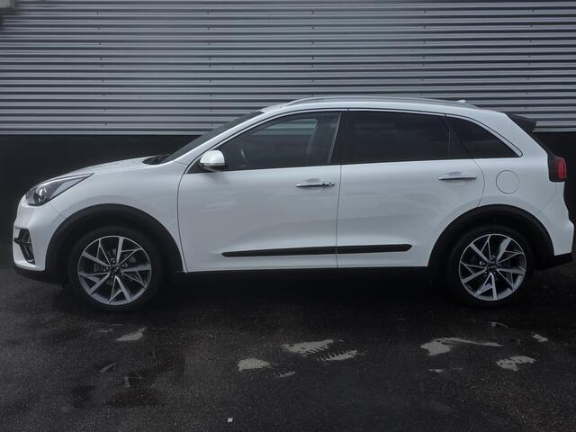 KIA Niro 1.6 GDi Hybrid DynamicLine Trekhaak, Parkeersensoren, Privacy glass, 18" LMV, Navigatie, Adaptieve cruise control, Smart Key