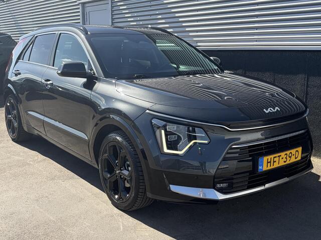 KIA Niro 1.6 GDi Hybrid DynamicPlusLine Trekhaak, Navigatie, 18" LMV, Stoel- & Stuurwiel verwarmd, Privacy glass, Parkeersensoren, Herman/Kardon, Elek. bestuurdersstoel