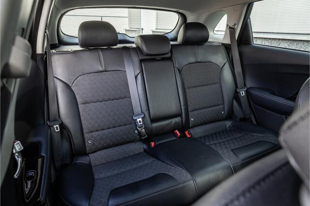 KIA Niro 1.6 GDi Hybrid DynamicLine Glazendak / Style pakket / 1e eigenaar / Camera /