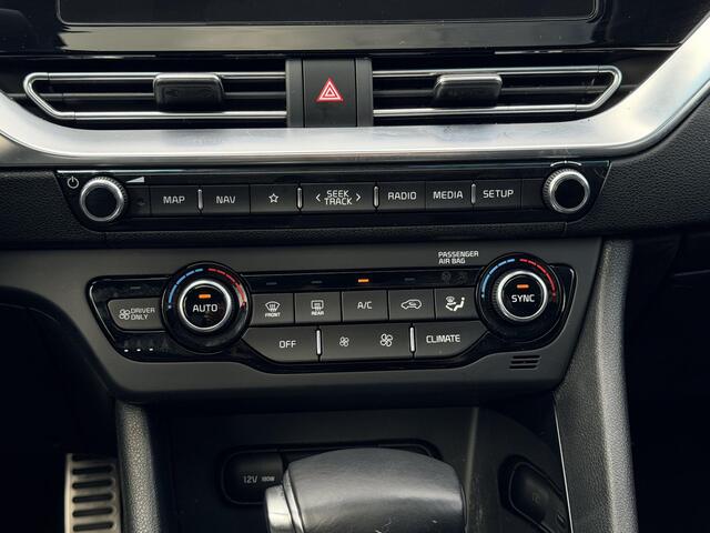 KIA Niro 1.6 GDi PHEV ExecutiveLine / 12 Maanden BOVAG Garantie / Schuif- & Kanteldak / Zwart Leder / Stoelverkoeling / Stoelverwarming Voor + Achter / Stuurverwarming / Navigatie / Achteruitrijcamera /