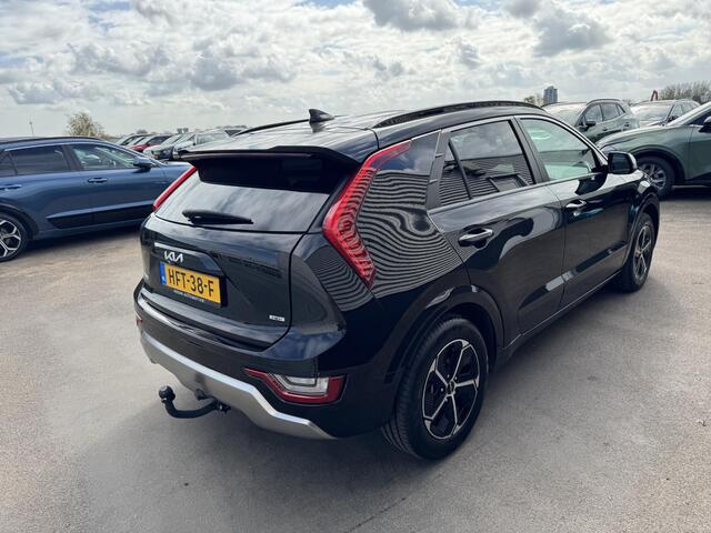 KIA Niro 1.6 GDi Hybrid DynamicPlusLine Edition Trekhaak, Lederen bekleding, Stoel- & Stuurwiel verwarmd, Navigatie, Parkeersensoren
