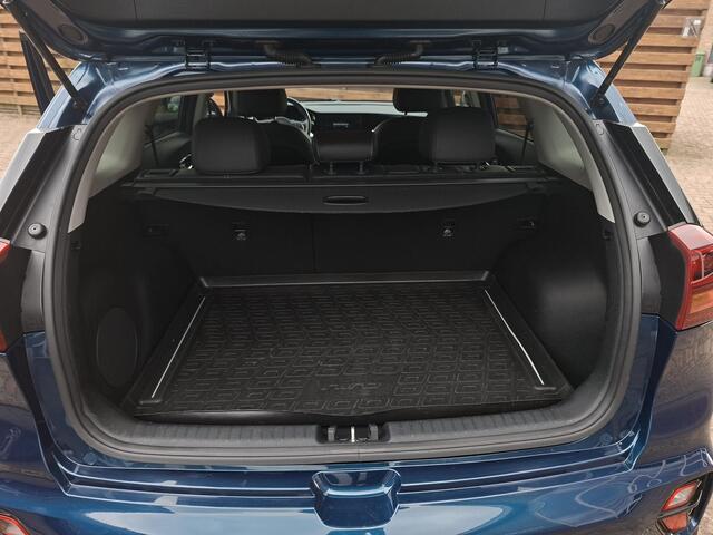 KIA Niro 1.6 GDi Hybrid DynamicLine, carplay, camera