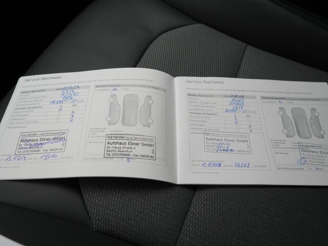 KIA Niro 1.6 GDi DynamicLine PHEV 182pk Dealer O.H. | Trekhaak Afn. | Adaptive Cruise | Camera | Sportstoelen & Stuur Verwarmd | Keyless | Blis | Sfeerverlichting | Apple Carplay | Navigatie | DAB | Virtual | LED Koplampen | Plug In Hybrid |