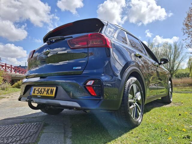 KIA Niro 1.6 GDi Hybrid DynamicPlusLine | Leder | Trekhaak | All seasons | Camera | Stuurvewerwarming | Blind spot